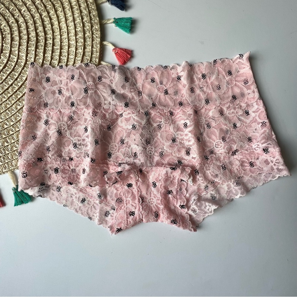 Victoria’s Secret Lacie Boyshort Panty Pink w Black Tiny Logo XS NEW